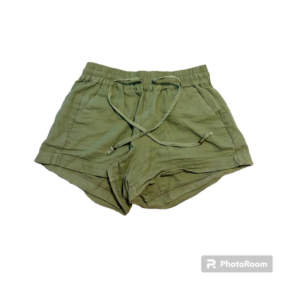 Love Tree Olive Green Womens Shorts Size Small